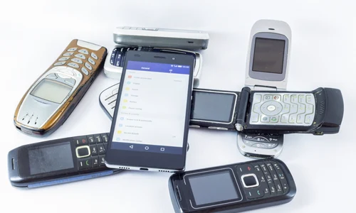 telefon, foto shutterstock jpg