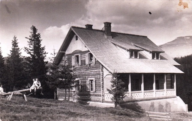 Pe potecile neștiute ale primelor cabane din munții României. Valea Prahovei, comparata cu Coasta de Azur în perioada interbelică