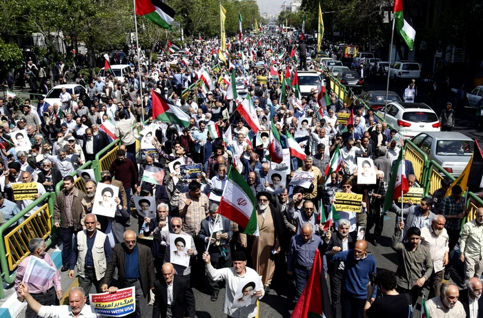 Protest anti-Israel după presupusul atac israelian într-un oraș din centrul Iranului FOTO EPA-EFE