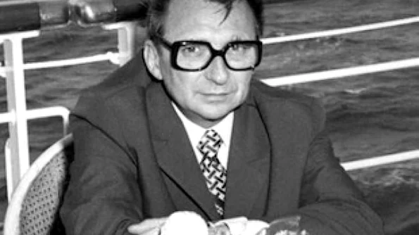 „Cutremurul Pacepa” cum a cauzat tradarea lui Pacepa mai multe pagube decât cutremurul din 1977 jpeg