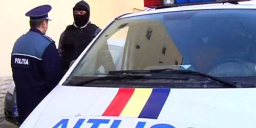 Polițiștii și inspectorii vamali au descins în targul de mașini