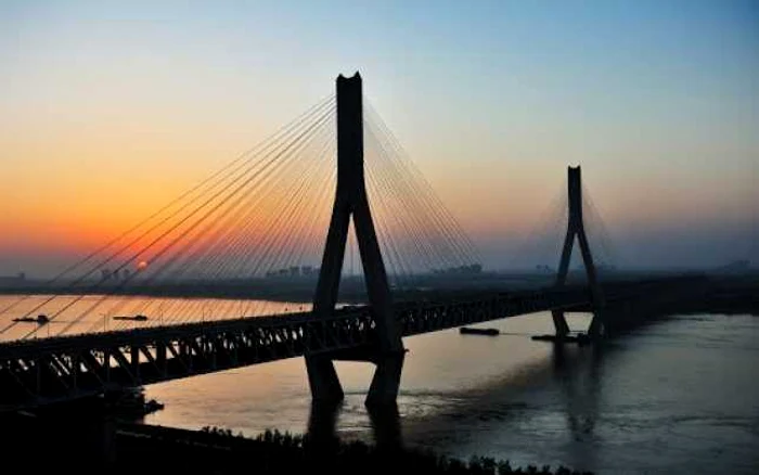 Wuhan Tianxingzhou Bridge