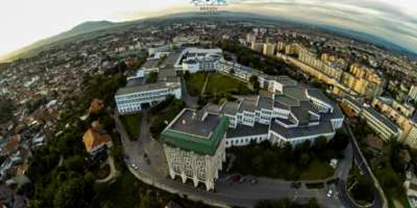 Copmplexul studenţesc de pe COlina Universităţii este în alertă FOTO Visit Braşov