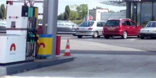 Reşiţa: Operatorii de benzină şi motorină au fost controlaţi