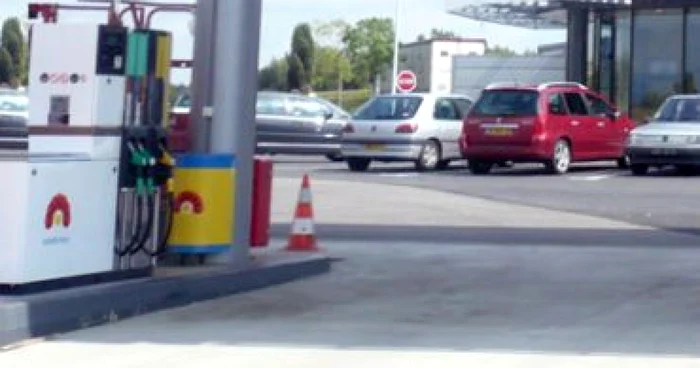 Reşiţa: Operatorii de benzină şi motorină au fost controlaţi