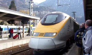 Eurostar 3229,3230 moutiers 01 03 2003 jpg