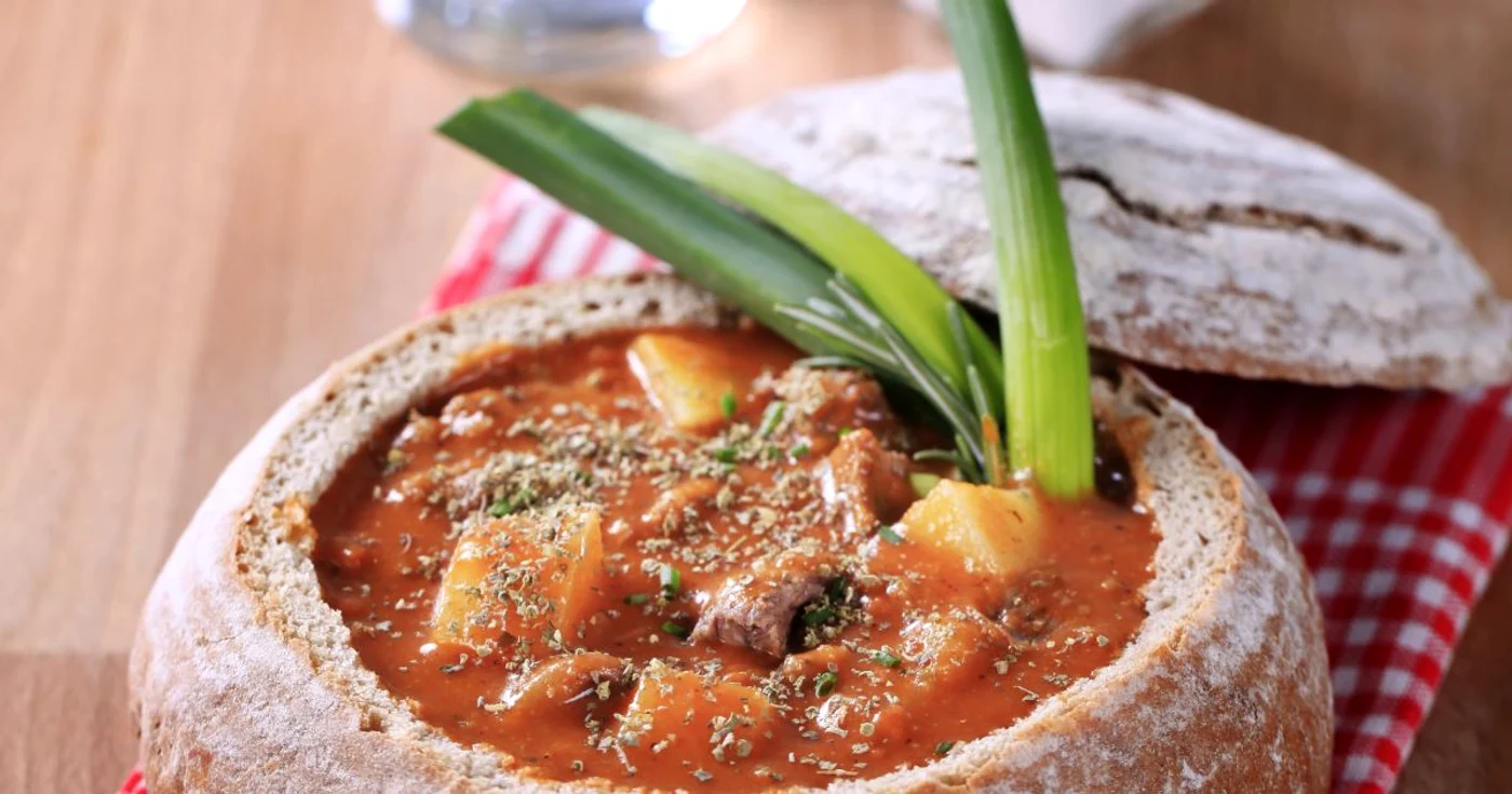 Serveşte cioba în pâine! FOTO: Shutterstock