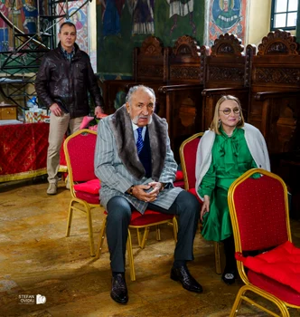 Ion Țiriac, alături de nașa Gabriela Szabo, la biserică Sursa Ștefan Ovidiu