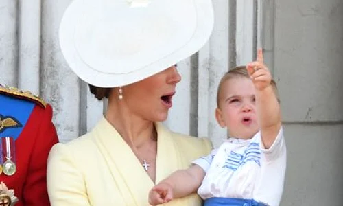 printul louis trooping the colour 3 jpeg