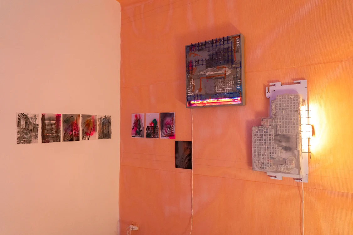 © R. Năstase