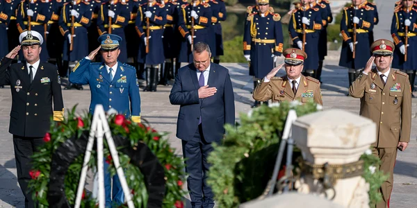 ciuca la ziua armatei 2022 foto guvern facebook jpg