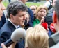 Nicușor Dan la blocul afectat de drona cazută. FOTO: Administrația Prezidențială