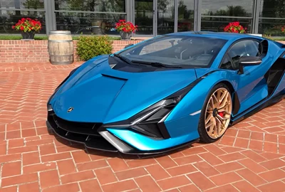 Lamborghini Sián FKP 37, construit în 2019, se afla in colectia unui om din Timisoara foto captura video YT @Shmee150