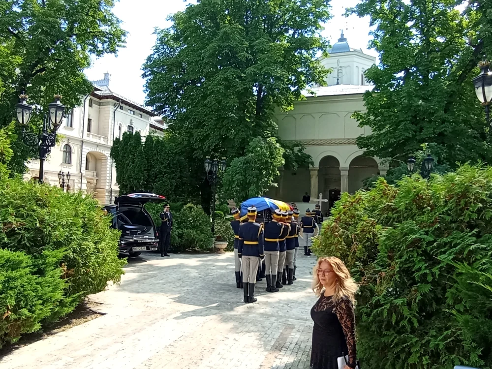 Ion Iliescu este înmormântat azi. 