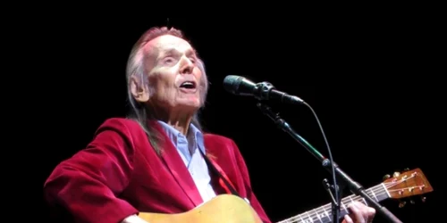 Cântărețul și compozitorul canadian Gordon Lightfoot a murit la vârsta de 84 de ani Foto Facebook Gordon Lightfoot jpg