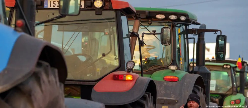 Cine salvează țara? Căpitanul și noii legionari?
