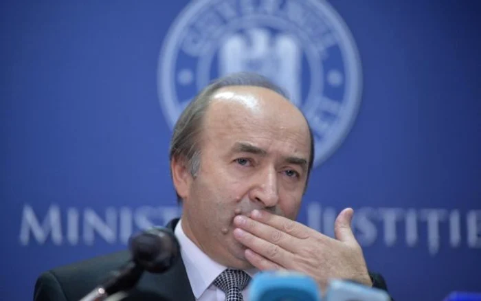 
    Ministrul Justiției Tudorel Toader FOTO: adevarul.ro  
