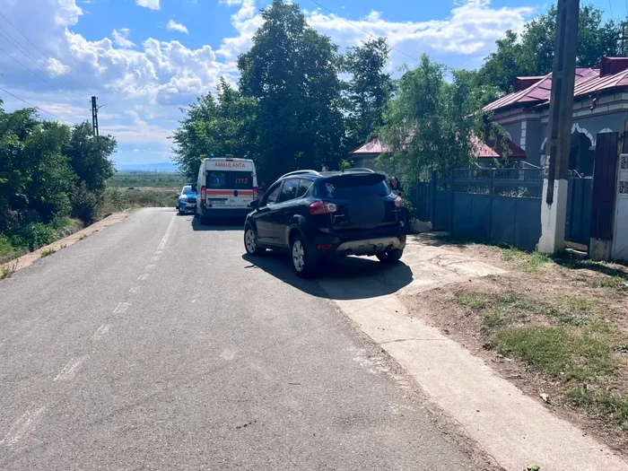 Un copil de un an a murit după ce a fost lovit de mașina. FOTO: Monitorul de Galați 