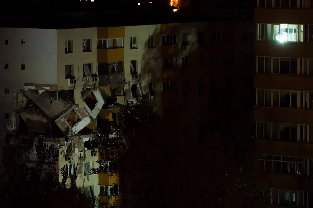 Șapte zile de cazare la hotel și 1.500 de lei pentru fiecare locatar afectat de explozia dramatică din Rahova