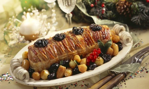 cotlet de porc prune uscate StockFood 00162818 jpeg