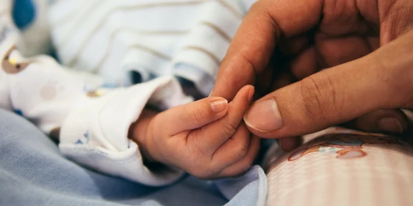 Copil interbnat în spital / Foto: Unsplash.com