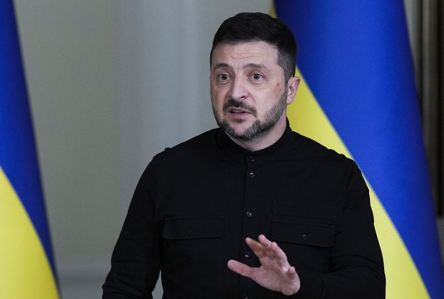 Zelenski a reacționat după mesajele critice ale lui Trump: „Ucraina este recunoscătoare Statelor Unite, fiecărui american și în special președintelui”