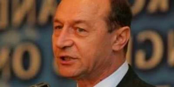 Băsescu: ''Dacă toată lumea e nemulţumită înseamnă că legea salarizării a oprit abuzurile''