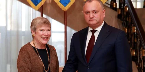 Igor Dodon si Rose Gottemoeller
