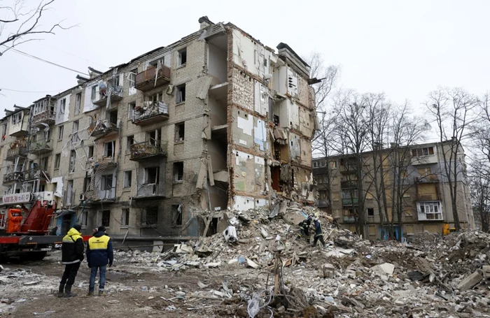 Harkov: blocuri de locuințe distruse de rachete rusești FOTO EPA-EFE