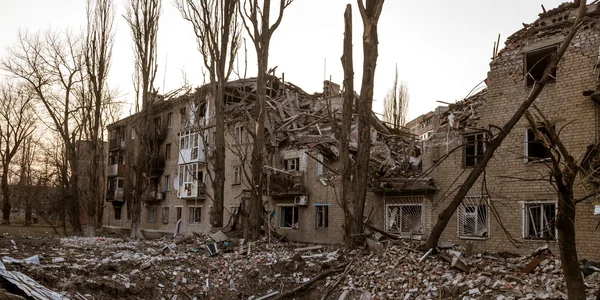  Imagini din orașul Avdiivka, distrus de atacurile rușilor FOTO Profimedia 