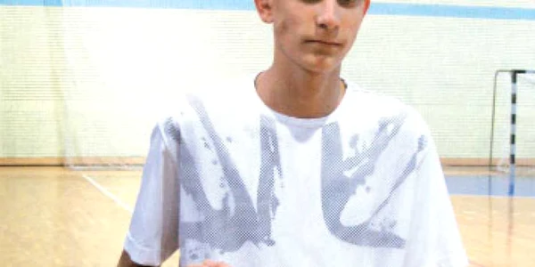 Debut la 14 ani în Cupa României