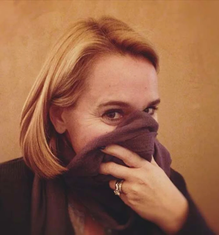 Andreea Esca e cea mai fericită că s-a votat legea antifumat în locuri publice