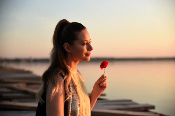 Laura Cosoi 10 1 jpeg