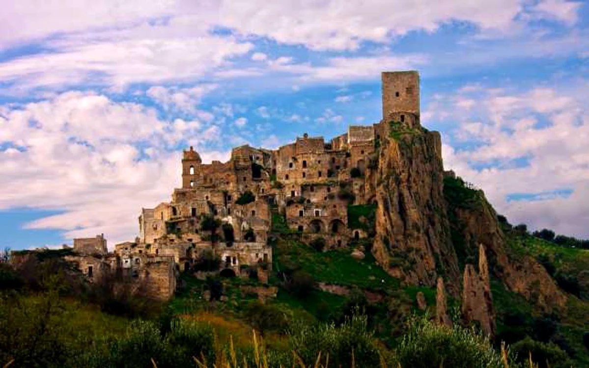 Craco a fost, pe rând, centru educaţional, mănăstiresc, dar şi un oraş feudal. FOTO blog.paralela45.ro