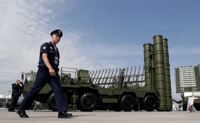 Sistem antiaerian rus S-400 Foto: EPA