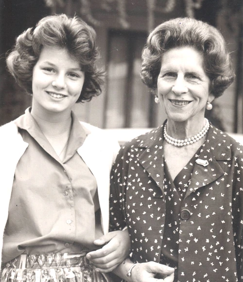 1 margareta custodele coroanei si regina mama elena villa sparta italia jpg jpeg
