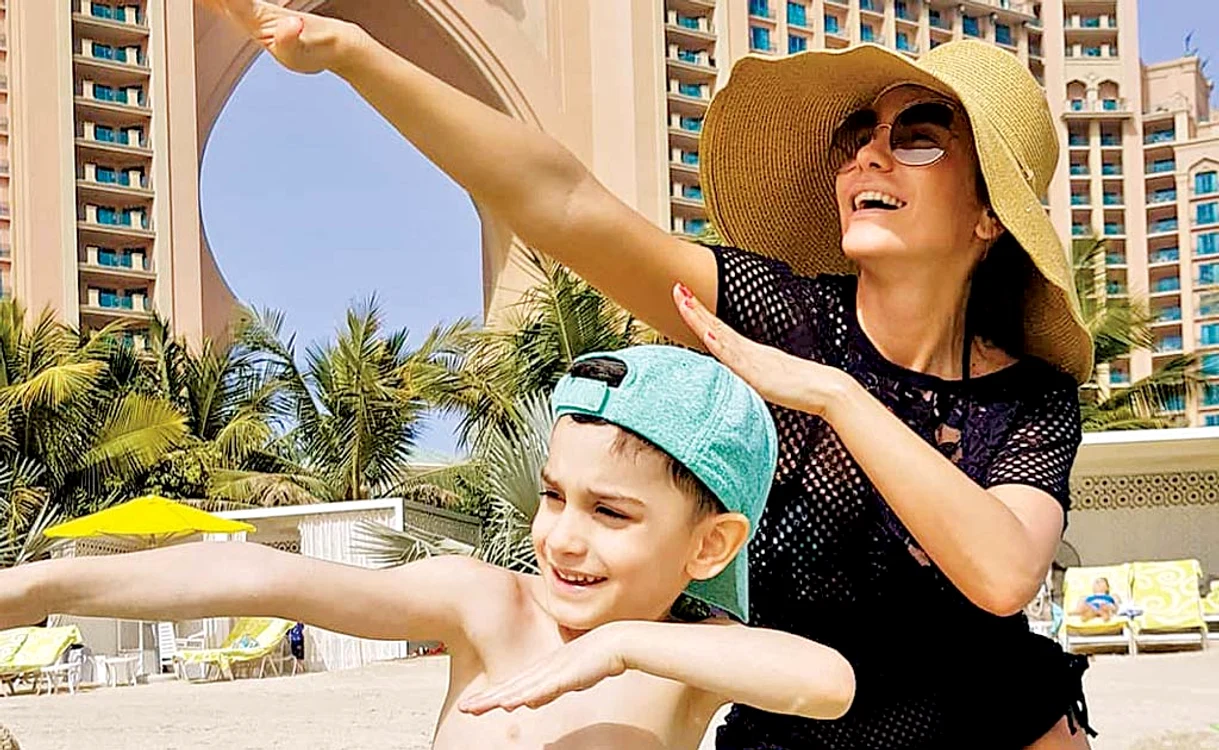 Anna Lesko s-a distrat recent în Dubai, cu Adam, fiul ei în vârstă de 5 ani 