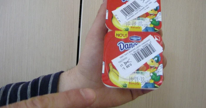 Astfel de iaurturi se vindeau astăzi la super-ofertă.
