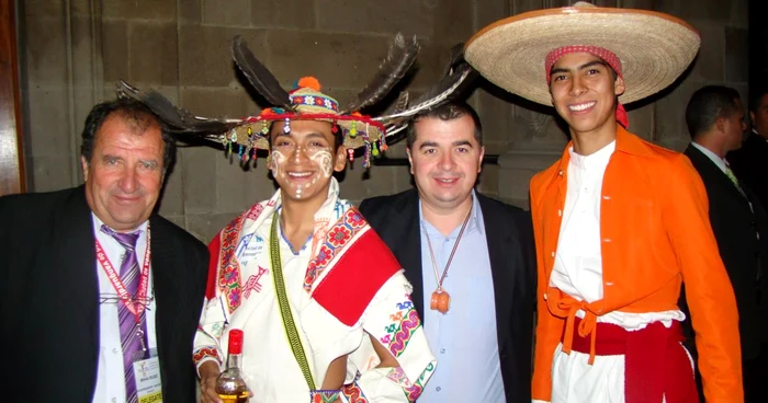 Mexicanii predau lecţii despre raţia de apă