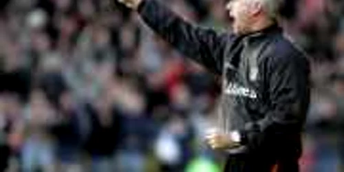 Alan Pardew, pe vrema când o antrena pe Charlton Athletic
