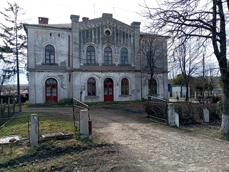 CFR investește peste 600.000 de euro într-o gară de la țară. Va fi una dintre cele mai moderne din România