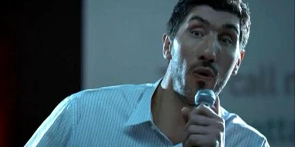 Big Ghiţă îşi testează calităţile de cântăreţ