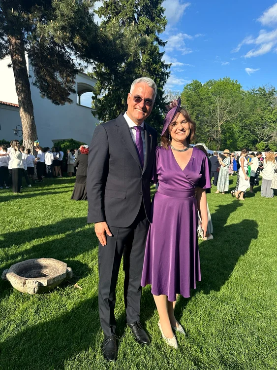 Ministrul Dragoș Pâslaru și soția sa. FOTO: Instagram