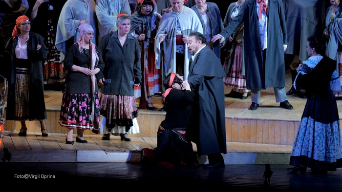 Ruxandra Donose, Ramón Vargas și, în dreapta, Marta Sandu Ofrim