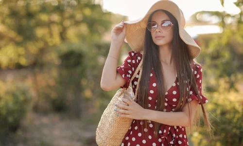 parfum cu note picante si lemnoase jpg