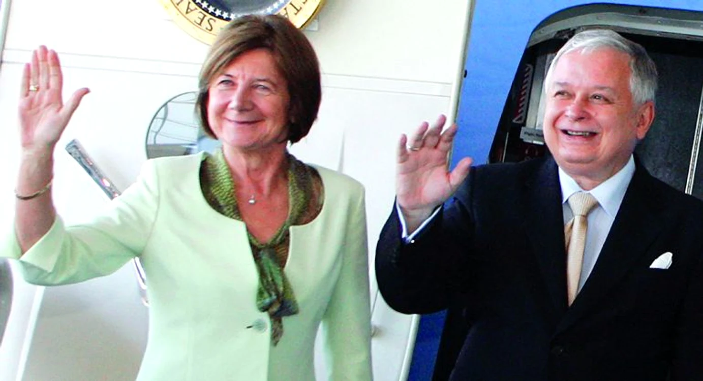 Preşedintele Lech Kaczynski  şi soţia sa Maria au murit în accident