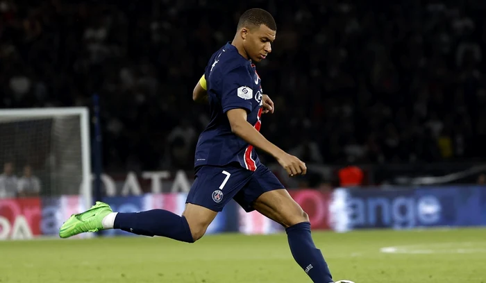 Kylian Mbappé a fost în centrul atenției la o licitație organizată de PSG (FOTO: EPA)