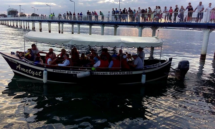 Pasarela maritimă, în sezoanele în care era plină de turiști FOTO Pasarela Maritimă Facebook
