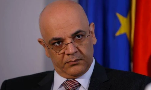 1 raed arafat intro jpg jpeg