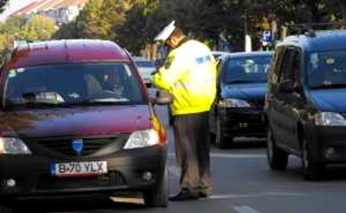 Poliţiştii comunitari îşi vor primi banii luna viitoare foto: Alexandru Boştină